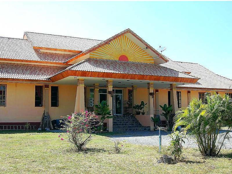 Changthai Comfort Guest House Udon Thani Exterior photo