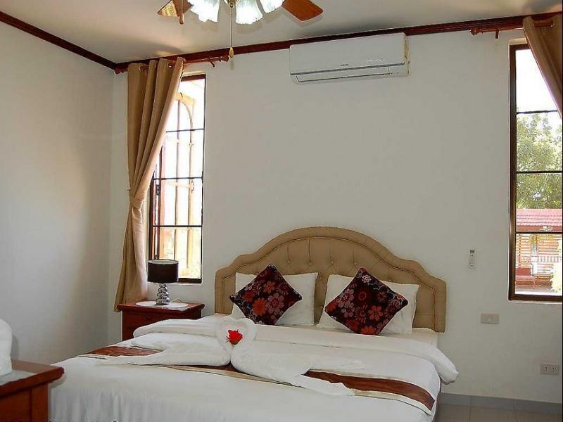 Changthai Comfort Guest House Udon Thani Exterior photo