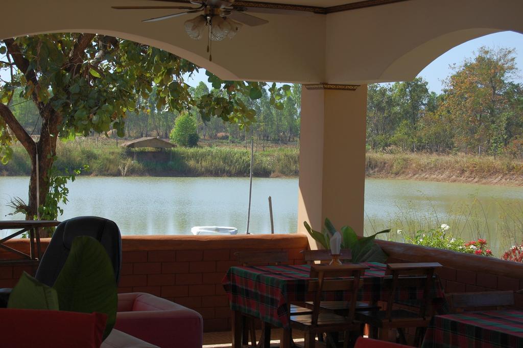 Changthai Comfort Guest House Udon Thani Exterior photo