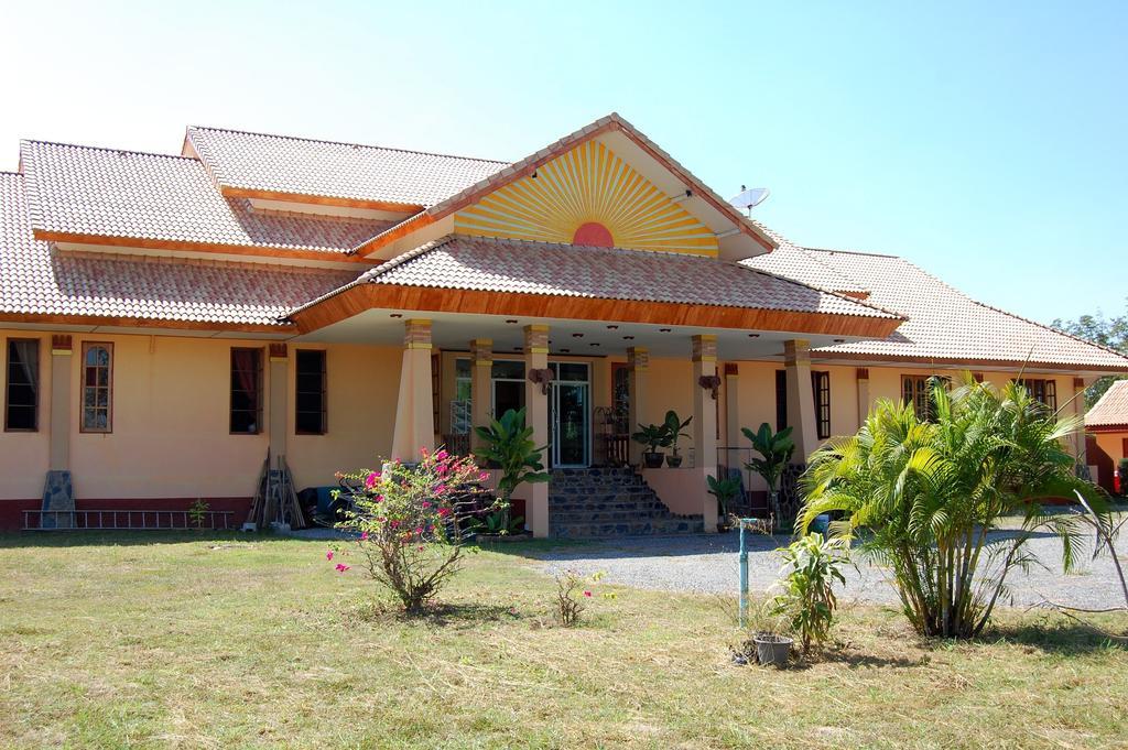 Changthai Comfort Guest House Udon Thani Exterior photo