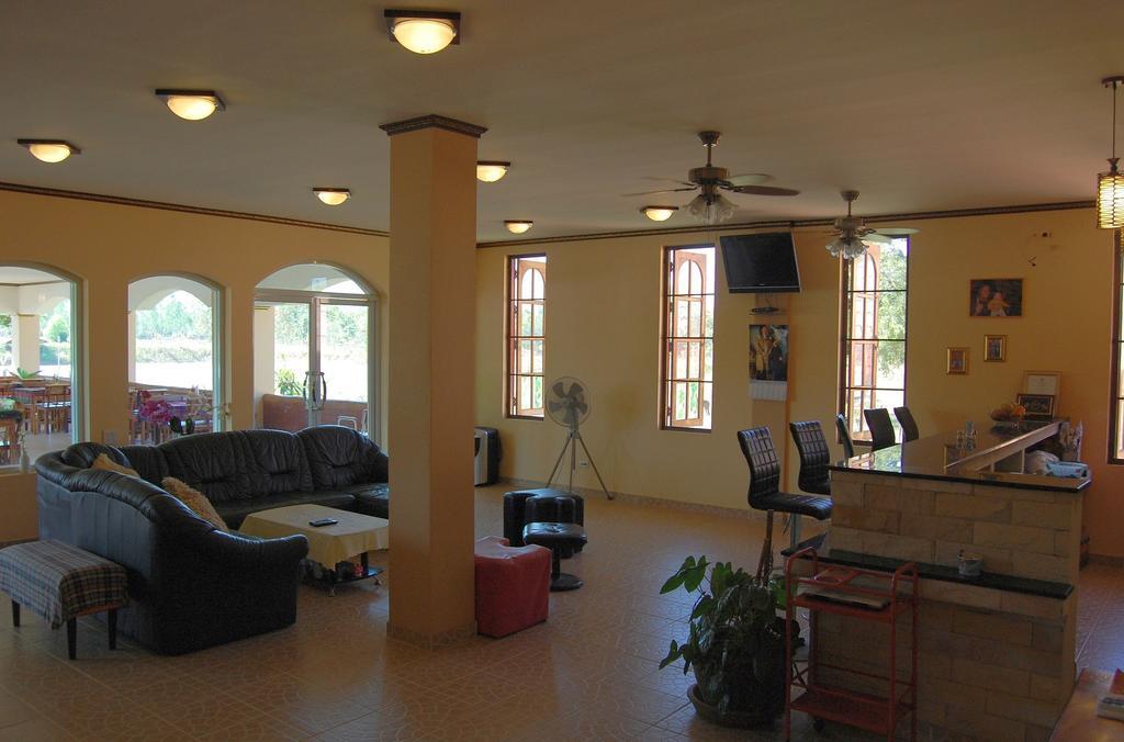 Changthai Comfort Guest House Udon Thani Exterior photo