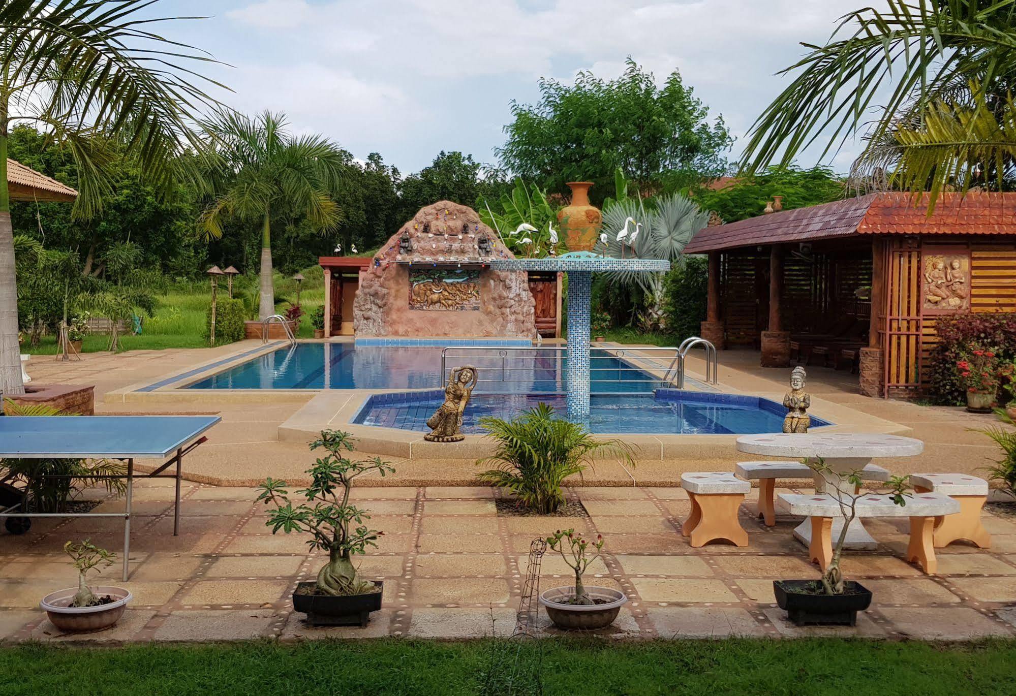Changthai Comfort Guest House Udon Thani Exterior photo